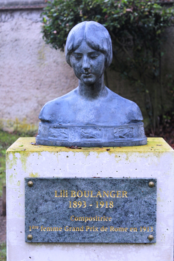 Buste de Lili Boulanger en bronze installé dans le jardin