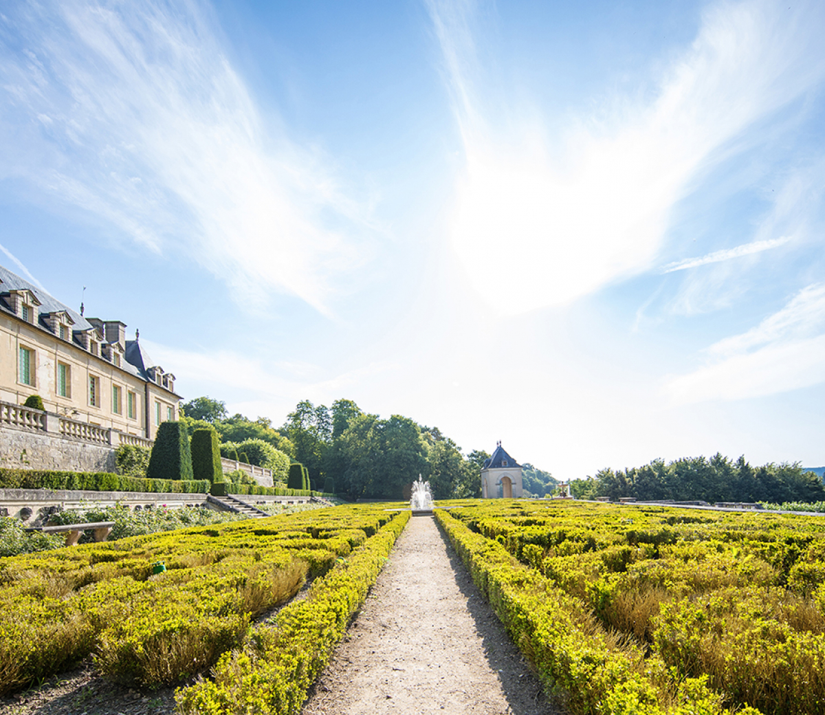 Jardins à la française du château d'Auvers